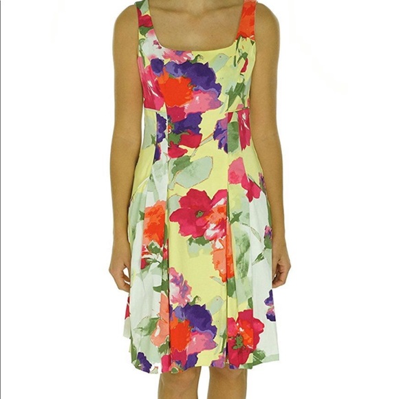 Lauren Ralph Lauren Dresses & Skirts - NWT Lauren Ralph Lauren Floral Dress